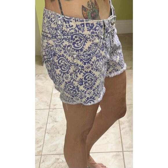 Miss Me Shorts 28 Purple & White Patterned Embellished Rhinestone Fleur de Lis - Picture 4 of 8